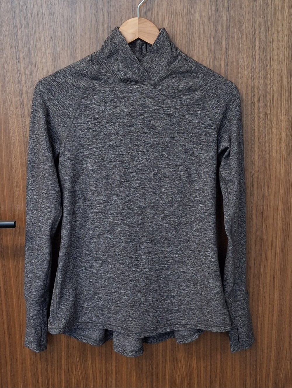 LULULEMON Highneck Top SZ L